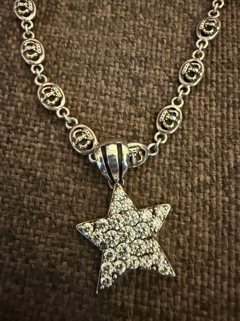 JustinDavis VIVASUPERSTARペンダント+ QEⅡチェーン