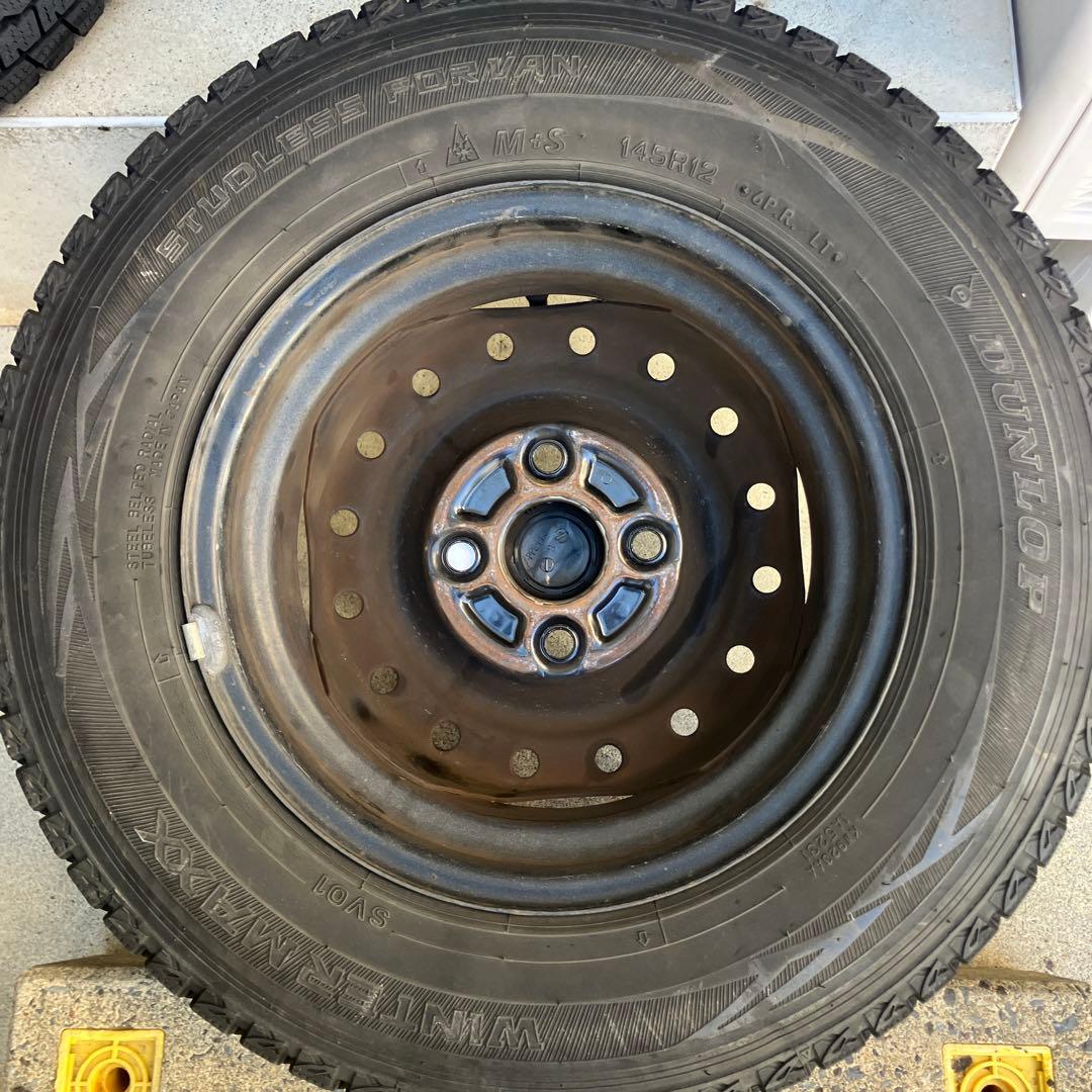 ２本売り12インチ スタッドレスタイヤ 日本製145R12 80 LT貨物用