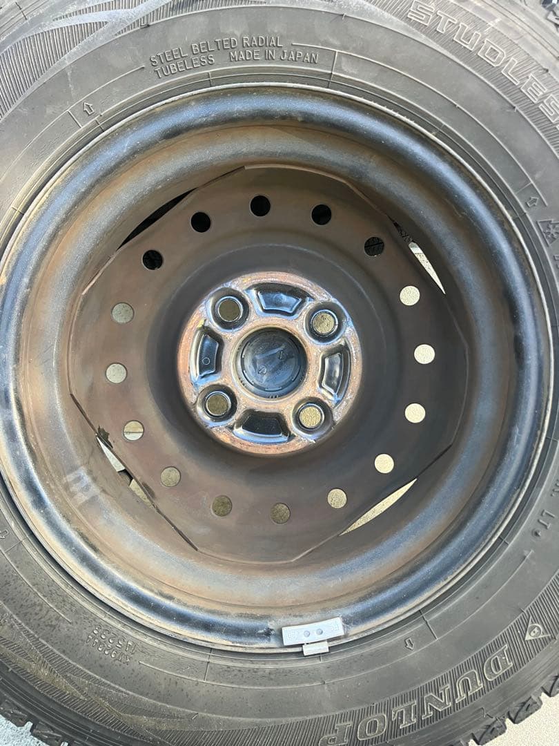 ２本売り12インチ スタッドレスタイヤ 日本製145R12 80 LT貨物用