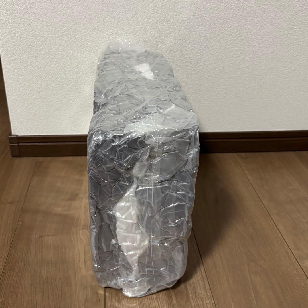 新品未開封 NELUKA ハグモッチプレミアム HUGMOTTI グレー 抱き枕