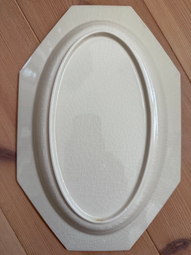 新品未使用　石川隆児 さん　貫入&ホワイト　オーバルオクトゴナル　プレート 2枚