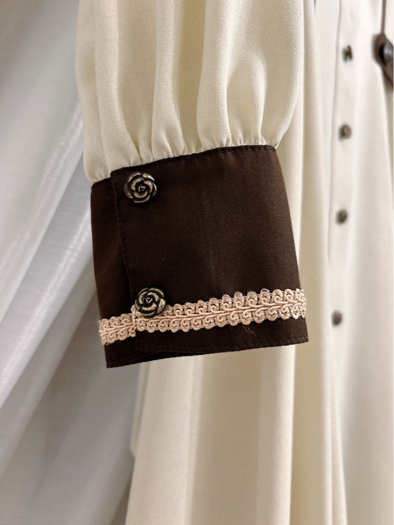 Innocent World イノワ/フルールバッスルドレス（長袖）