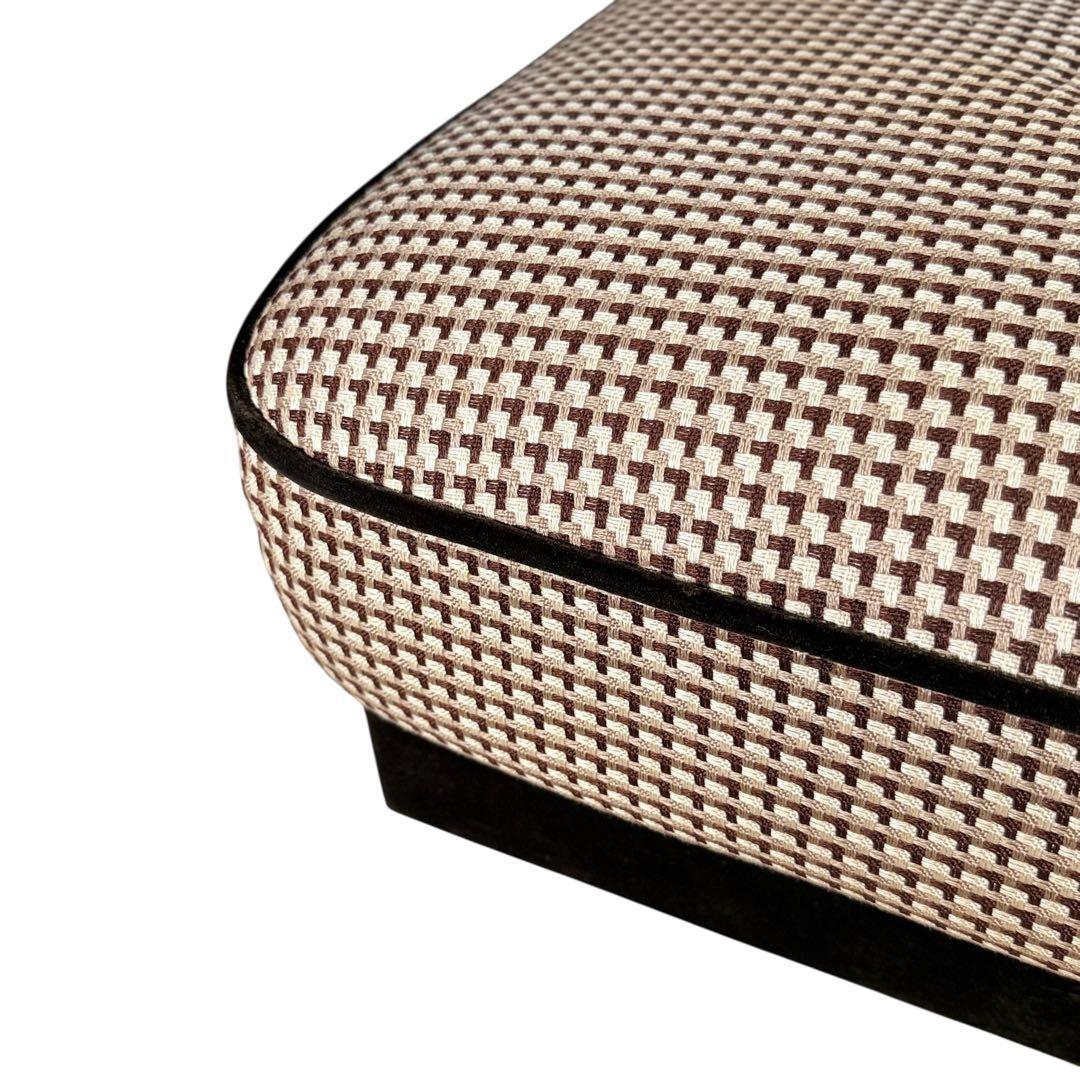 HR788 カリモク60 復刻プレート　総柄　1Pソファ　ベルベット