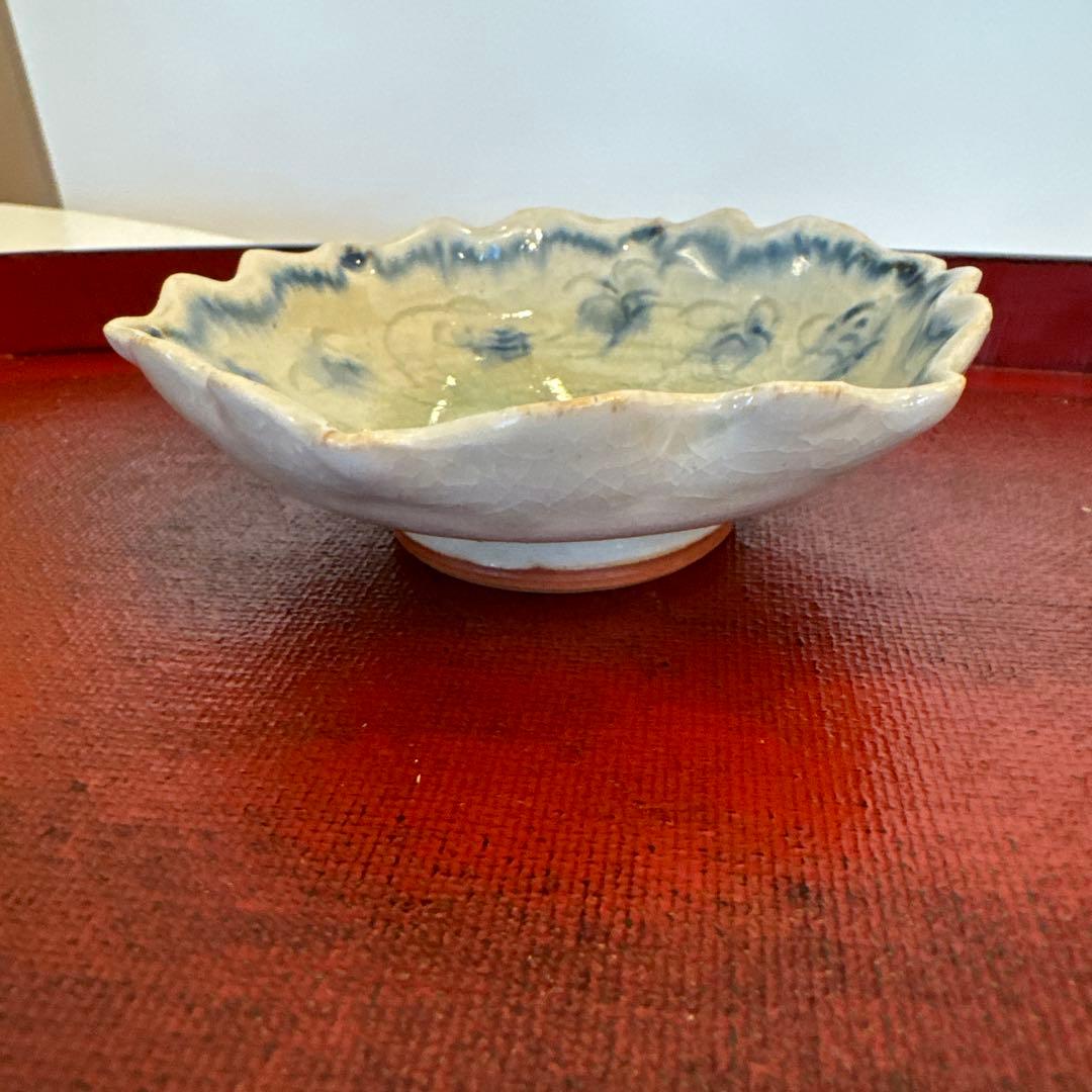 イムサエムさんの小皿2枚 ブルーの花柄 使いやすい