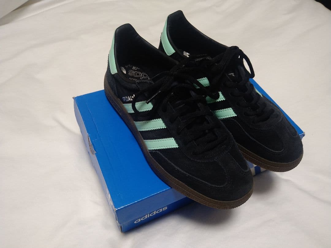 adidas　アディダス　 ハンドボール スペツィア　ブラックミント24.5cm