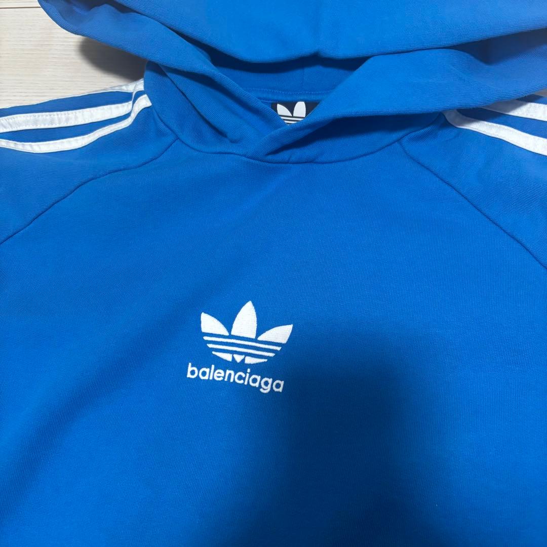 新品未使用BALENCIAGA adidas バレンシアガパーカー 青1