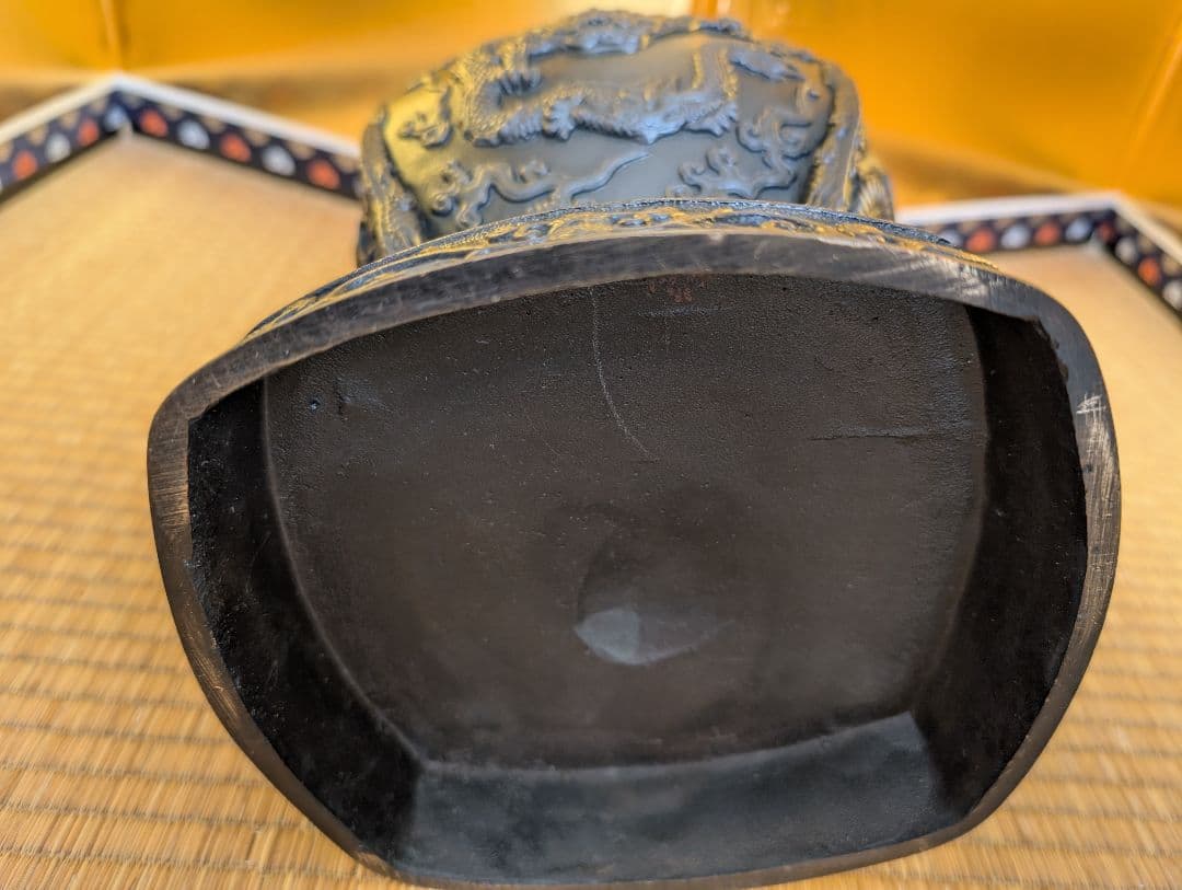 金属工芸　鋳銅　大型香炉　雲龍紋　高岡銅器　米田秀保