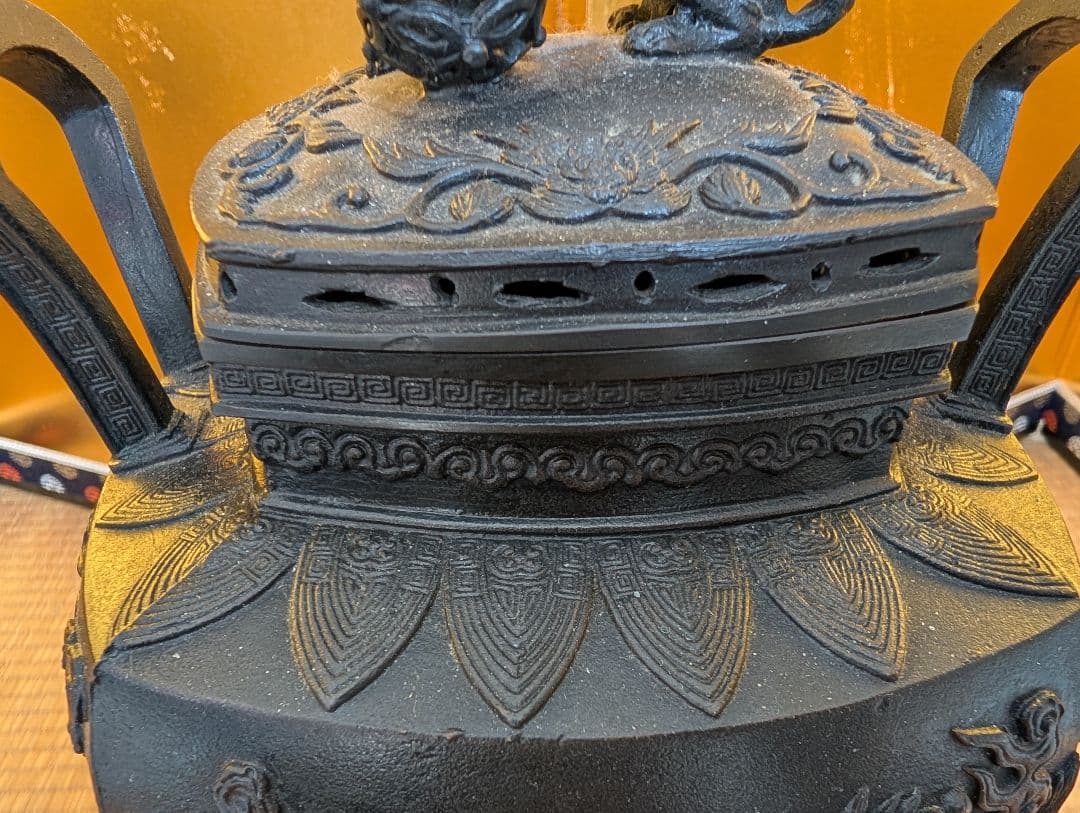 金属工芸　鋳銅　大型香炉　雲龍紋　高岡銅器　米田秀保