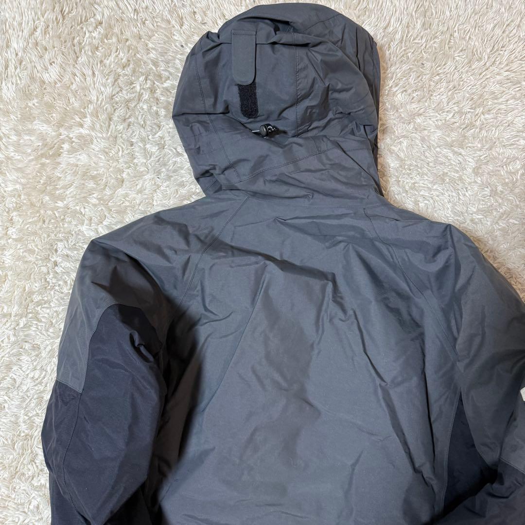 モンベル　スキーウエア　ダウンジャケット　Mサイズ　グレー　ブラック