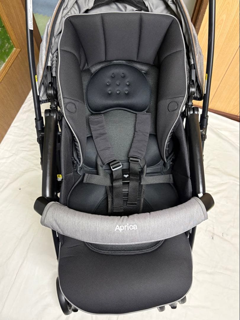 2023年モデル アップリカ ベビーカー ラクーナクッションフリー AC 超美品