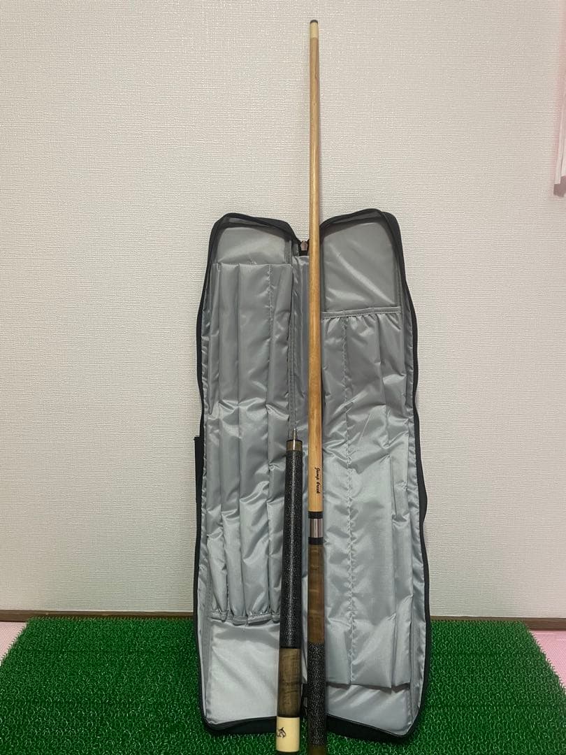 ビリヤードキューとケース‼️