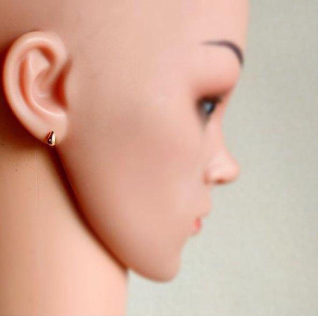 18K ドロップピアス K18 18金 刻印 スタッド 日本製 しずく Ｍ