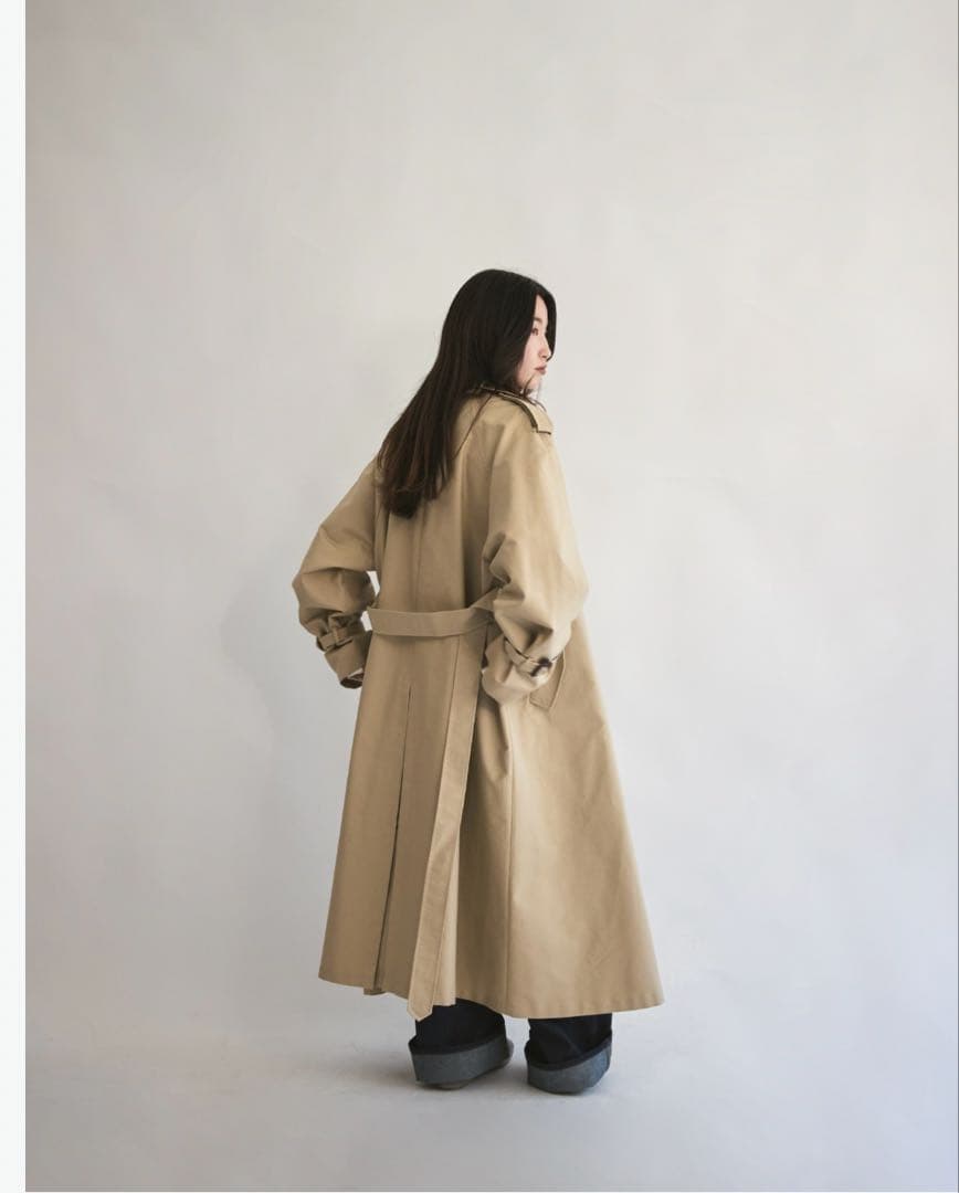 think fur ベージュ トレンチコート　タグ付
