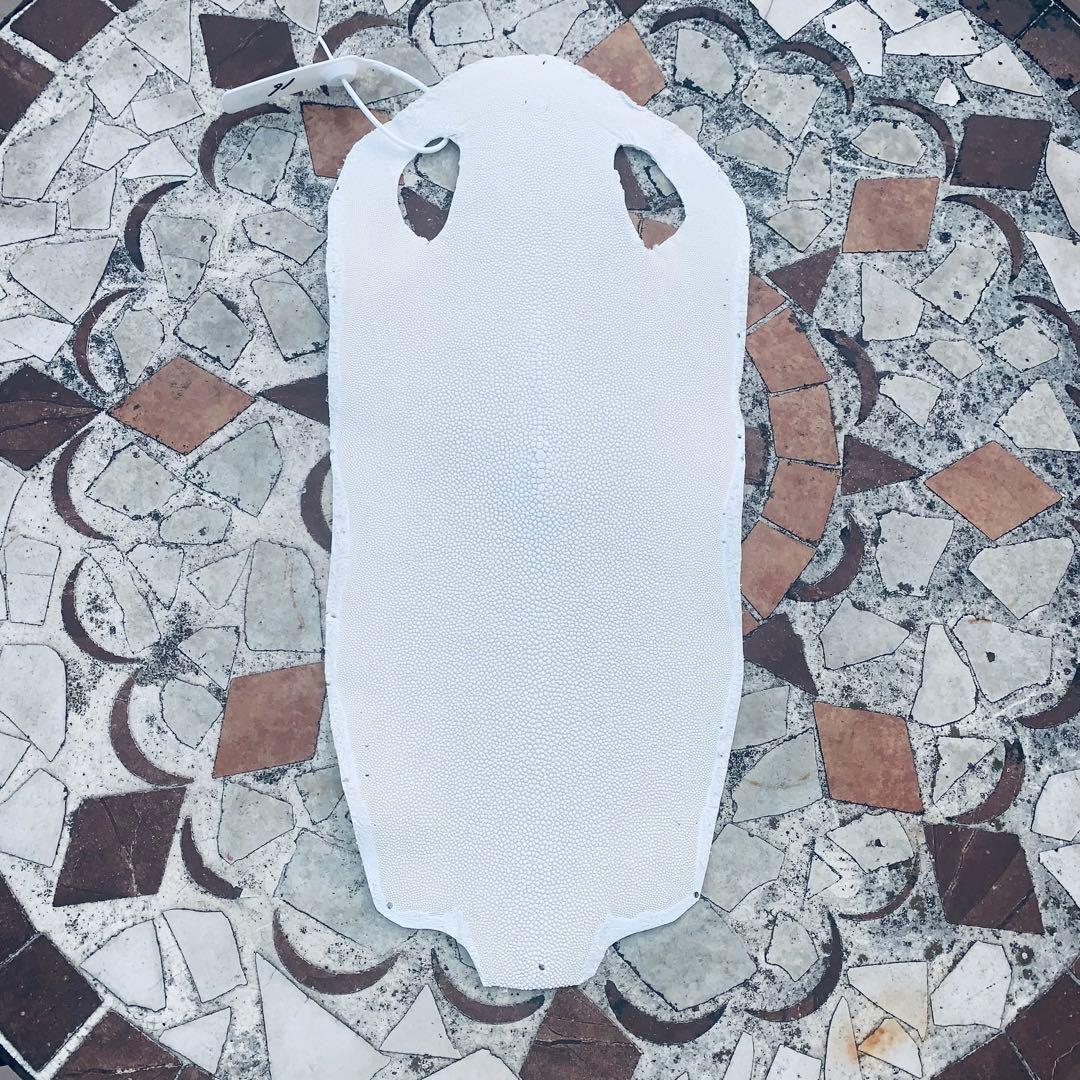 16)エイ革 鮫革 鮫皮 stingray ガルーシャ スティングレイ