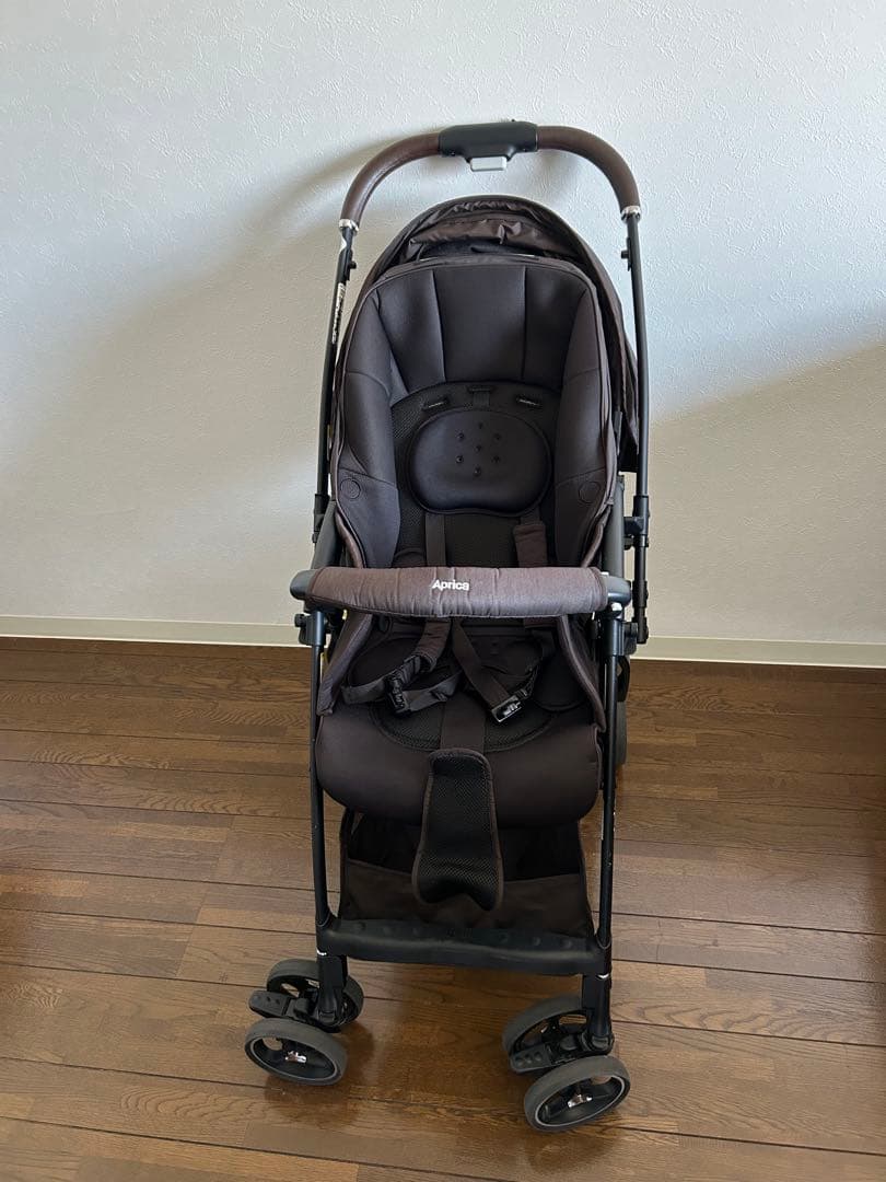 Aprica ラクーナクッションフリー上位モデル　ベビーカー