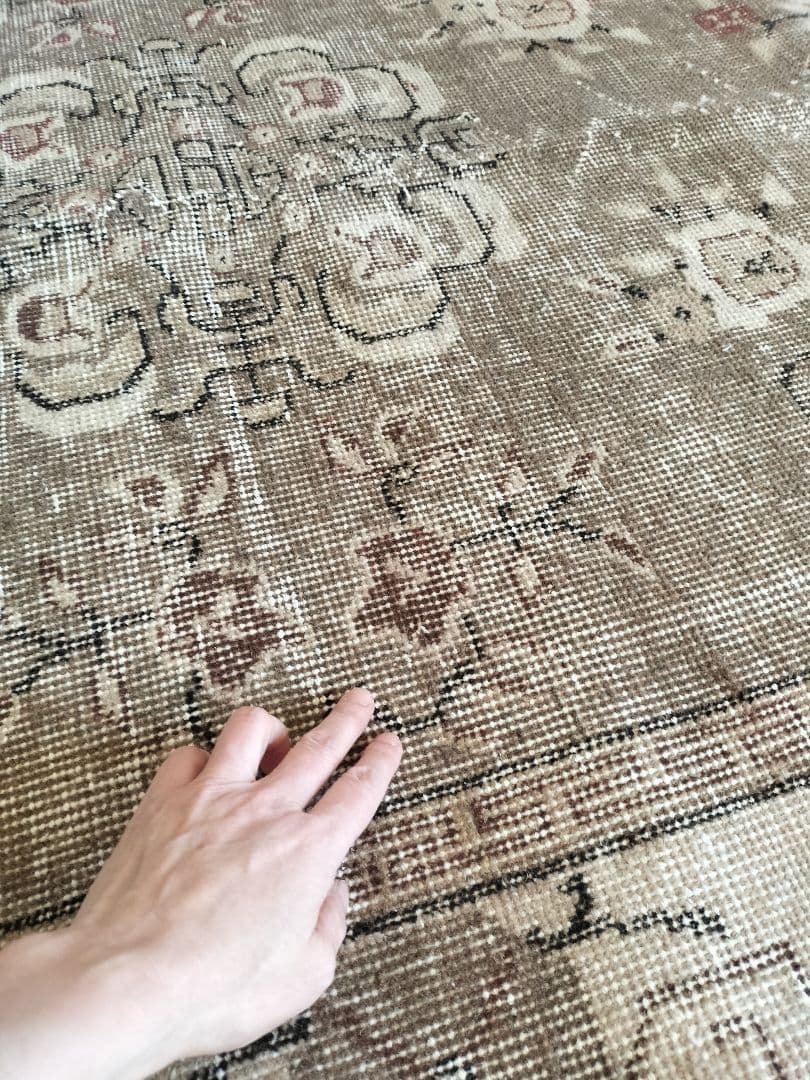 カフェオレブラウンのシノワズリラグ ヴィンテージトルコラグNo.714