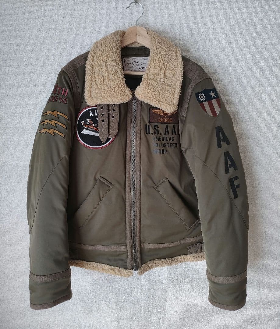 AVIREX B-3 フライトジャケット カーキ Lサイズ アウター