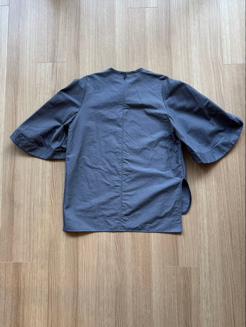 LOHEN ベルスリーブブラウス