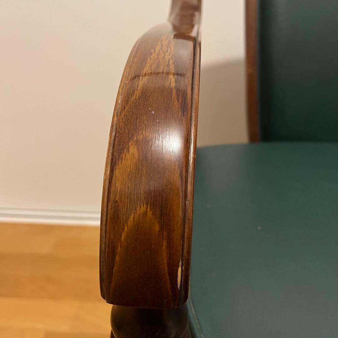 訳アリ カリモク アームチェア 緑レザー 木製椅子 キツツキ　廃盤品　送料込み③