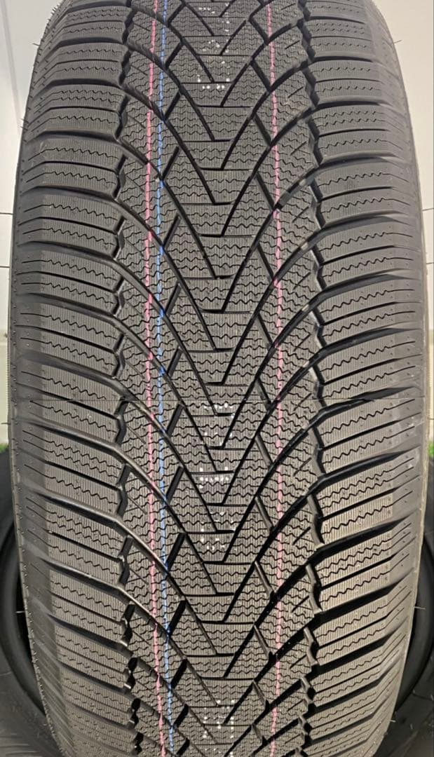 まみ235/55R18 ARIVO ARW3 スタッドレスタイヤ2025製