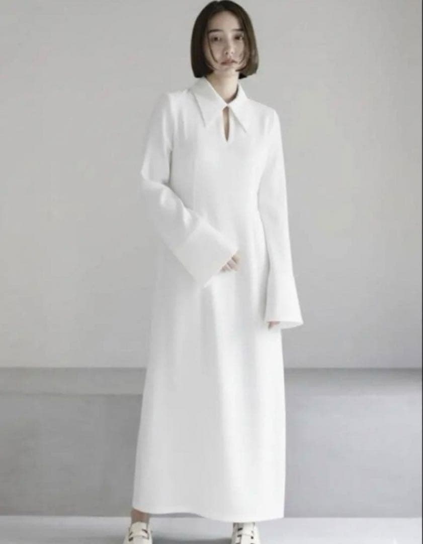 フレイアイディー　ワンピース　ホワイト　【新品・タグ付】訳あり　キャミ付き　赤字