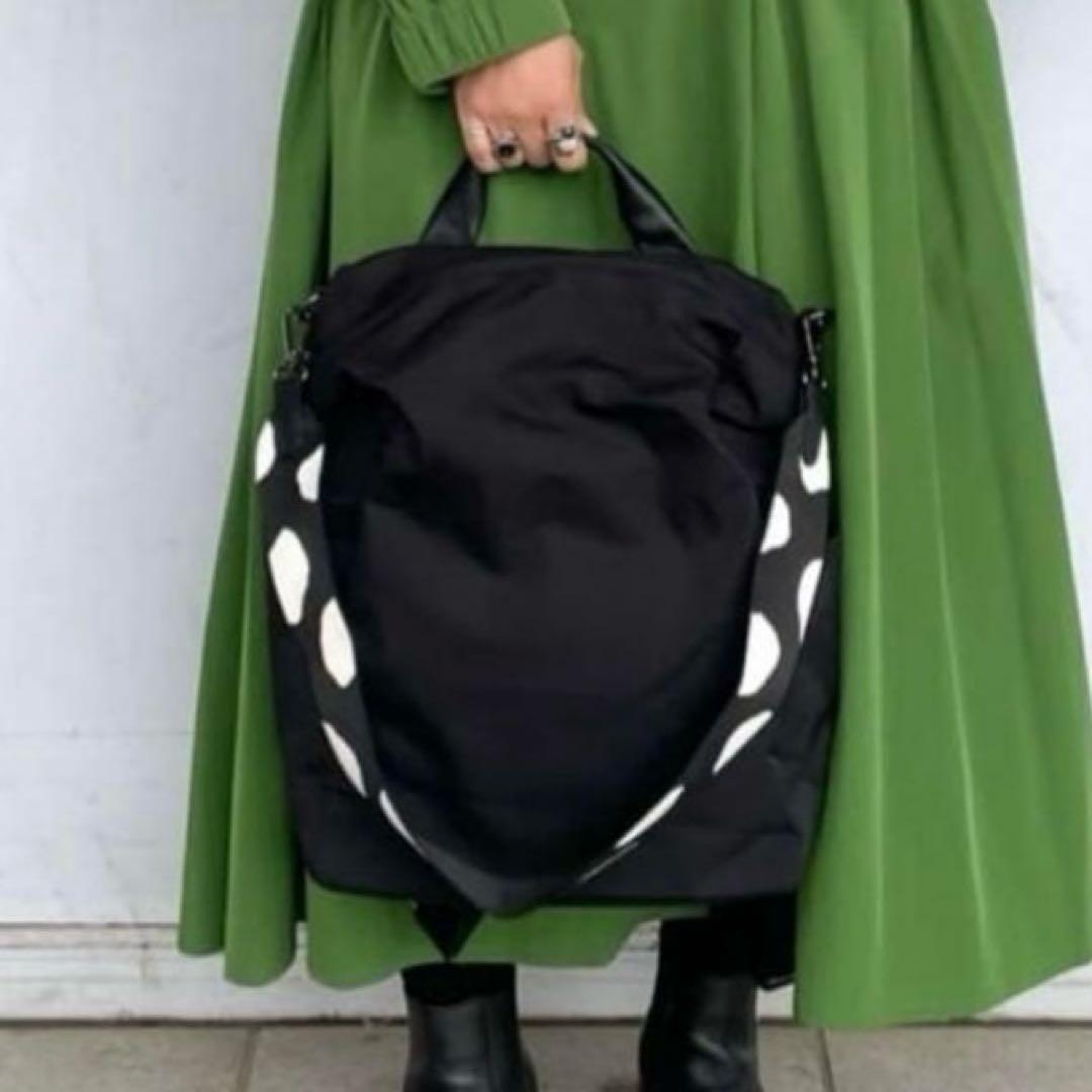 極美品　イアパピヨネ 柄ワイドテープリュック＆ショルダーバッグ　ドット