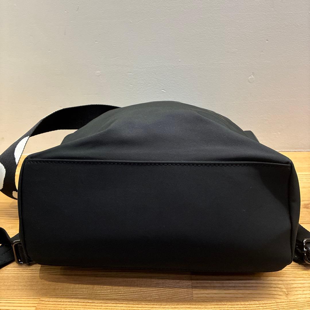 極美品　イアパピヨネ 柄ワイドテープリュック＆ショルダーバッグ　ドット