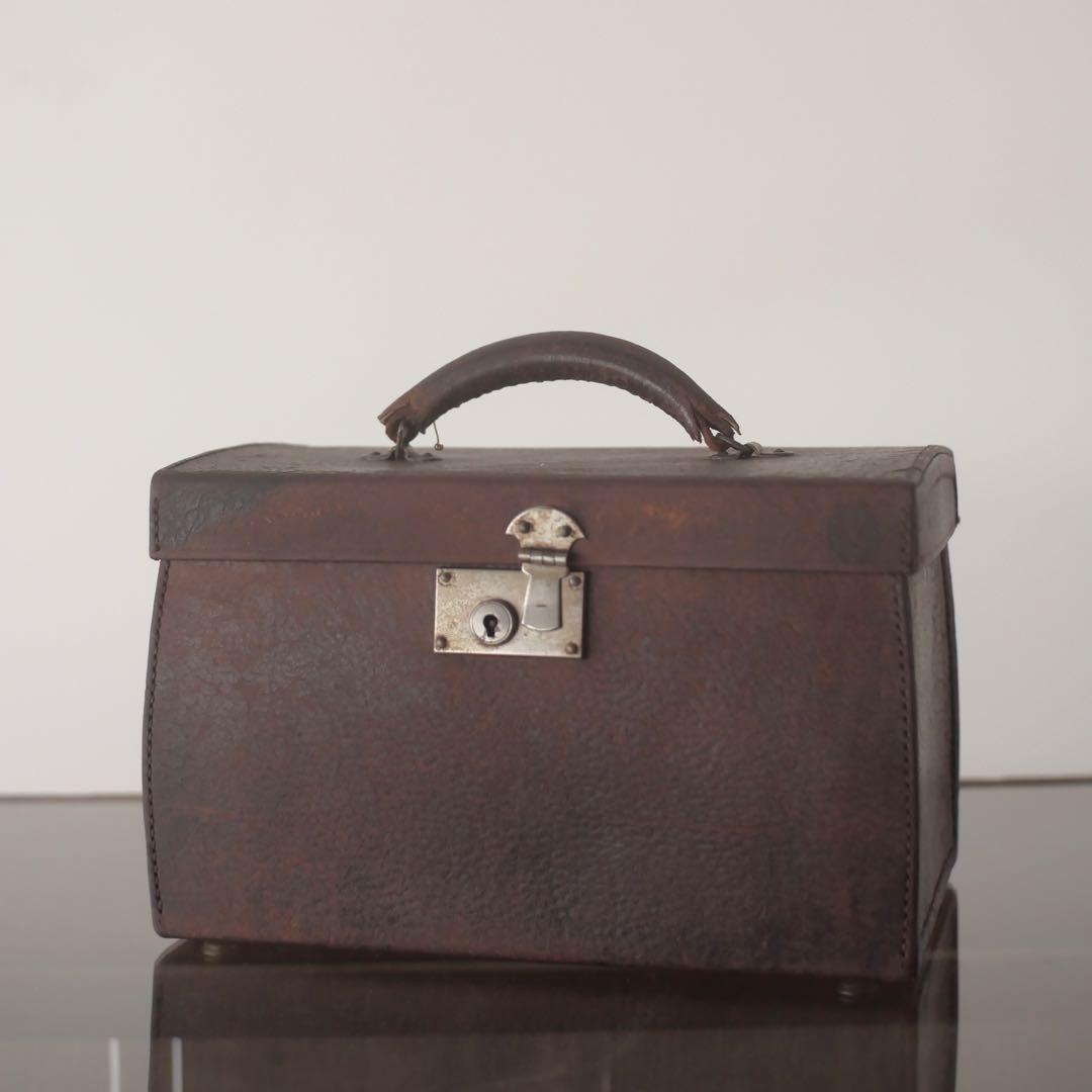 鞄　皮　針箱　箱　収納　カバン　古家具　古道具　アンティーク　昭和レトロ