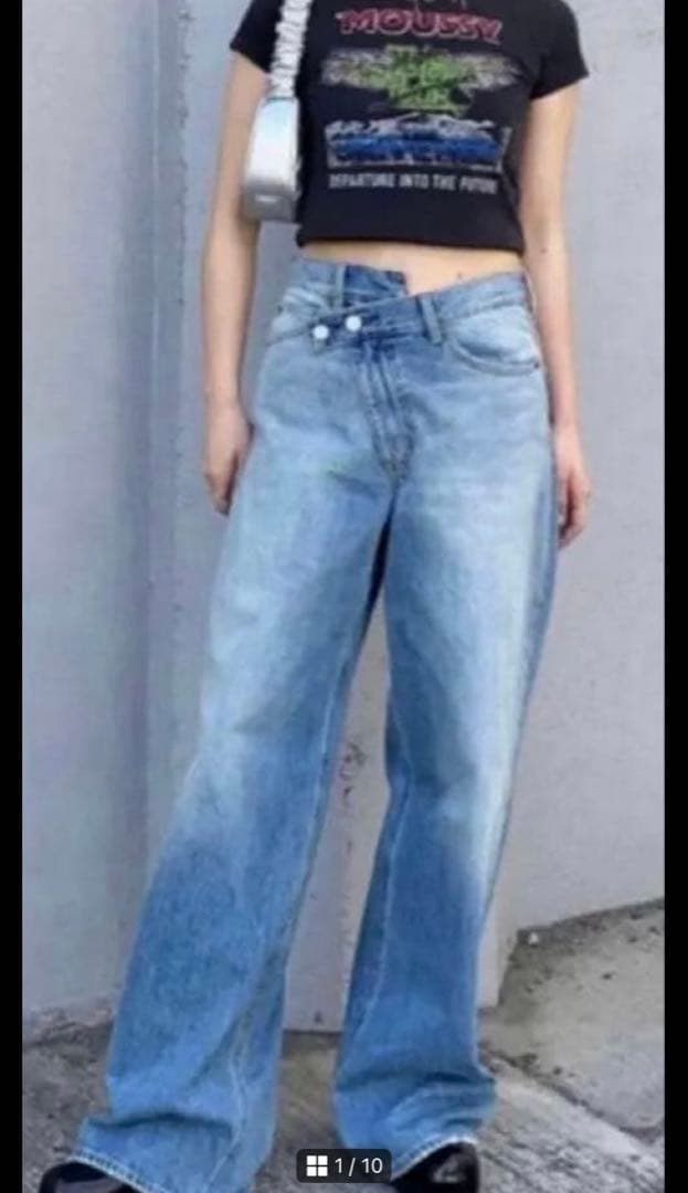 たまき　MOUSSY CROSS WAIST WIDESTRAIGHT 1