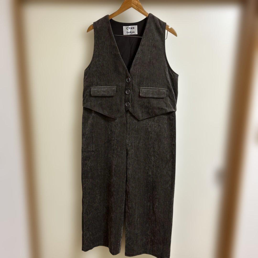 【CYAN TOKYOシアントーキョー）】スラブモール コンビベスト サロペット