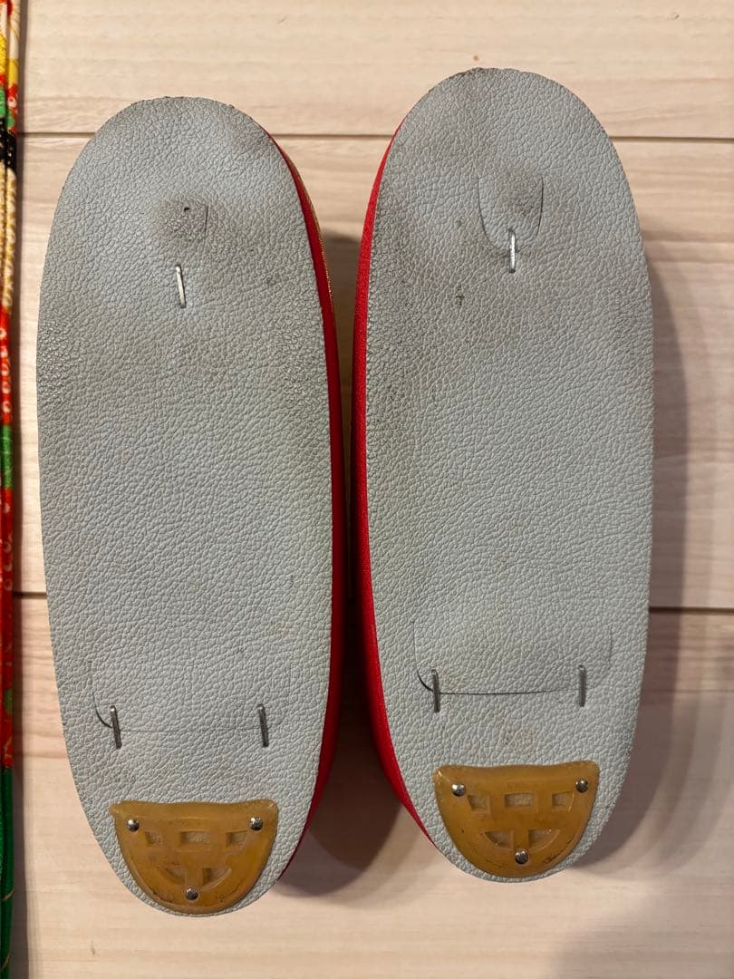 目を引く鮮やかな着物　七五三　7歳