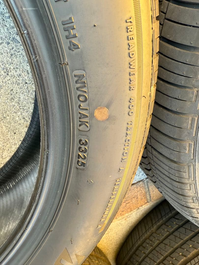 【バリ溝】使用期間1カ月強！ブリヂストンTURANZA 235/50R19