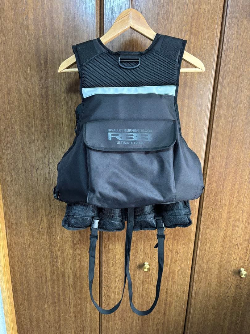 【美品 】RBB フィッシングベスト 使用回数１回 ブラック フリーサイズ
