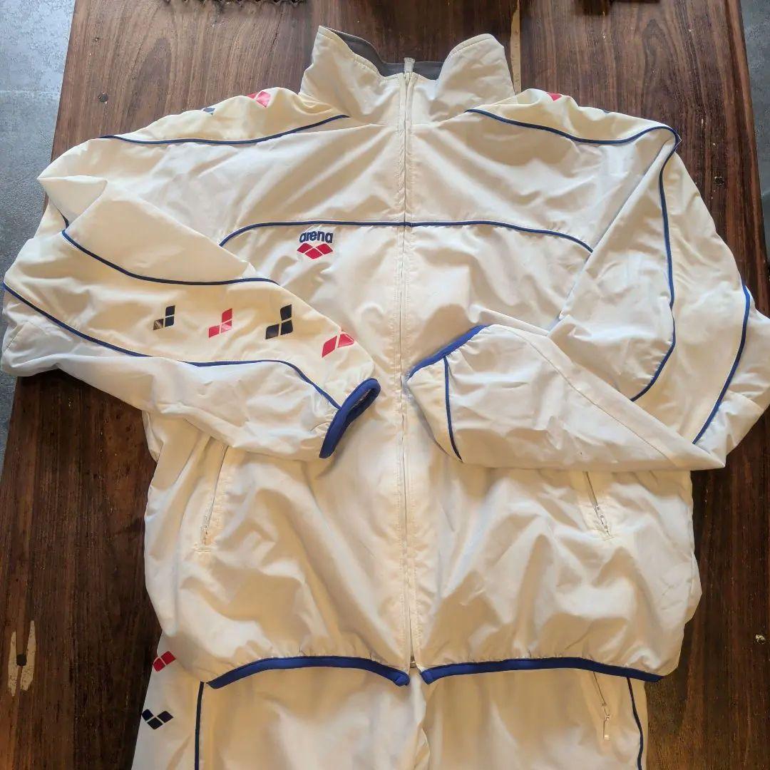 arena アリーナ　トレーニングウェア　上下セット