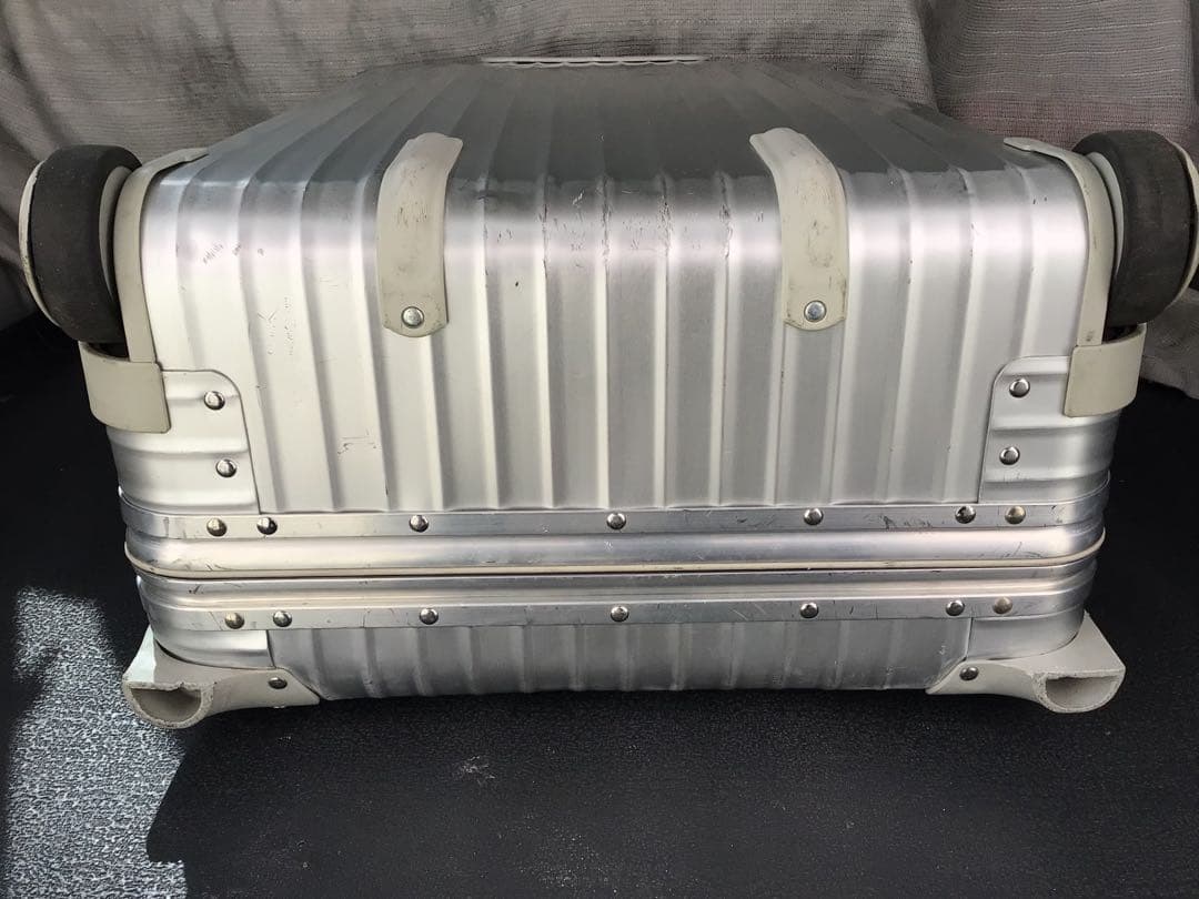 希少、廃盤リモワトパーズ63Ｌ2輪の商品です。