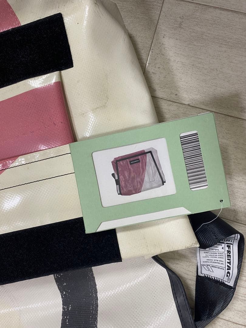 FREITAG dragnet メッセンジャーバッグ ピンク