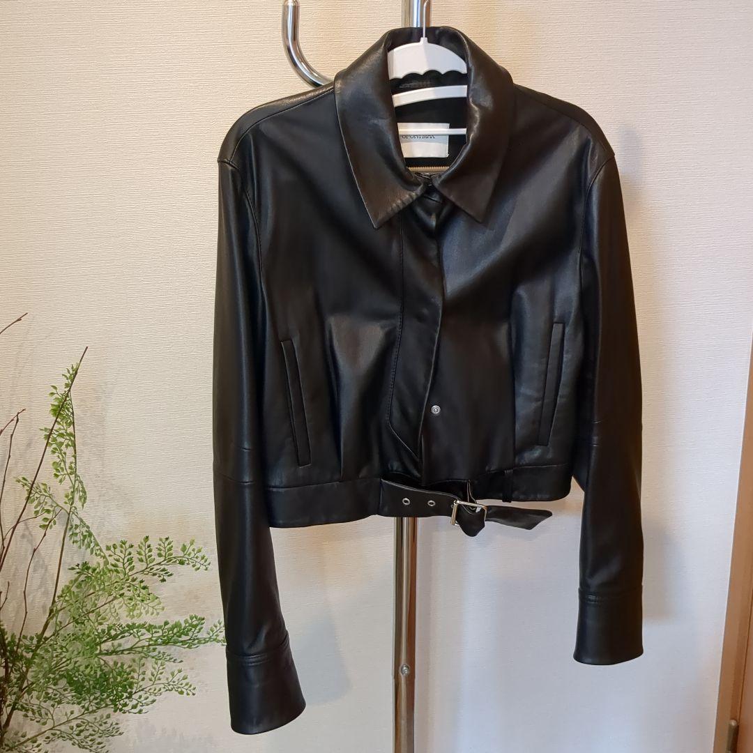 SPORTMAX ブラックレザークロップドジャケット