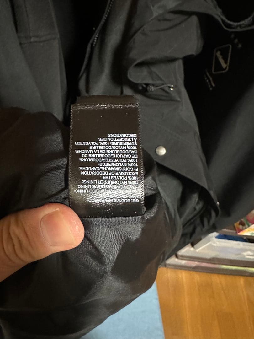 supreme north face sロゴ　マウンテンパーカー