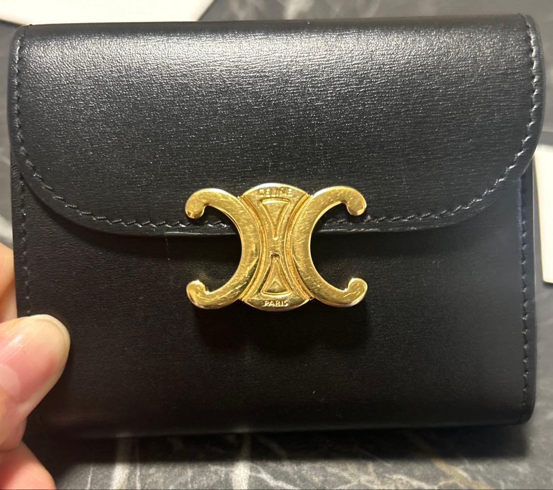 CELINE トリオンフ コンパクトウォレット ブラック 三つ折り財布