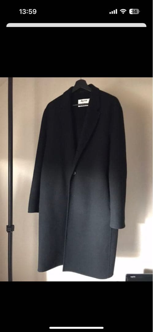 黒 アクネ　チェスターコート