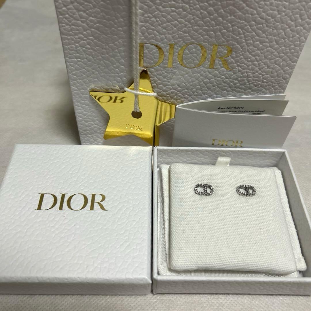 Dior クリスタルピアス