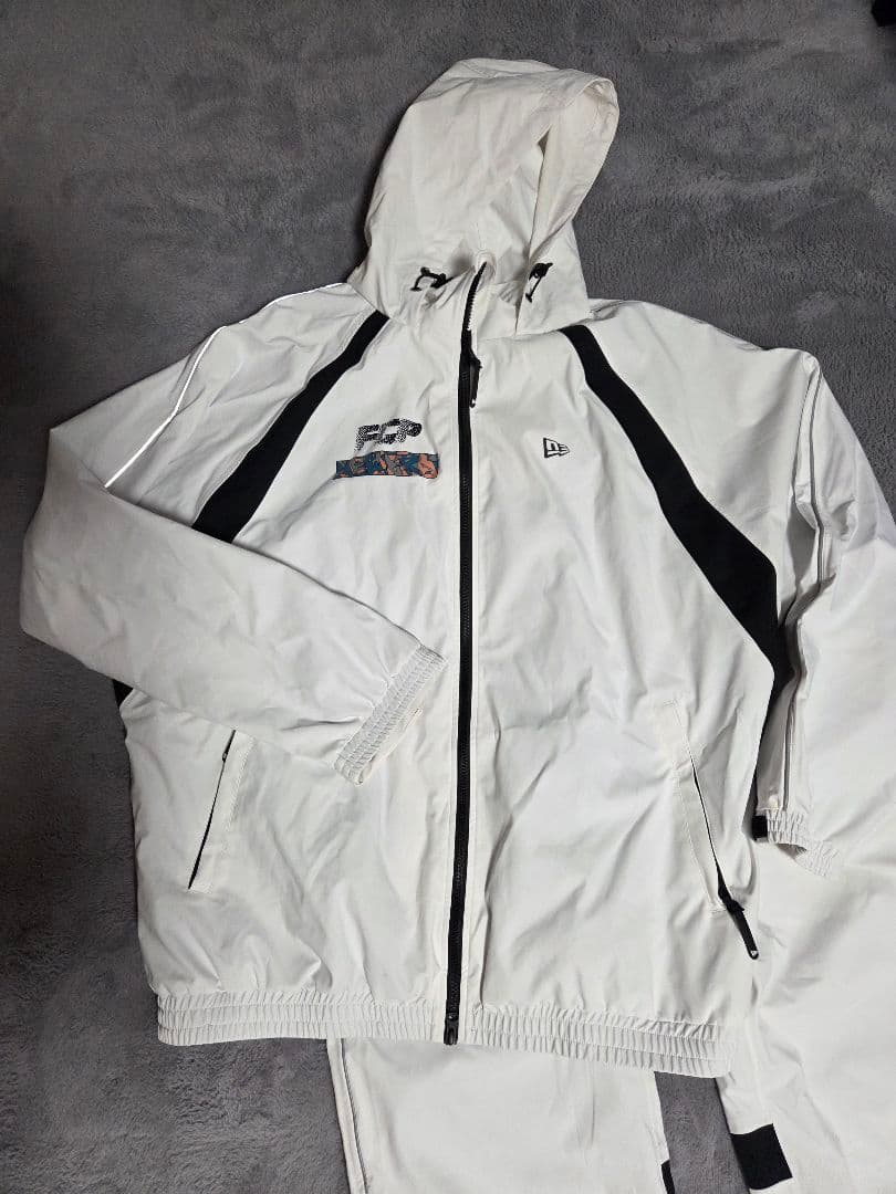 ニューエラ☆ジャケットXLとパンツMセット