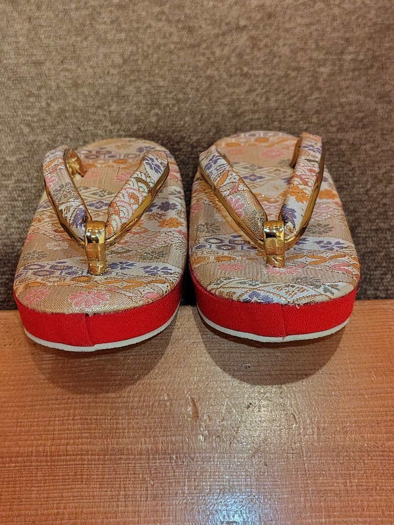 【お値下げ中】【現物の着画あり（前・後）】肩上げ済み！七五三 着物フルセット