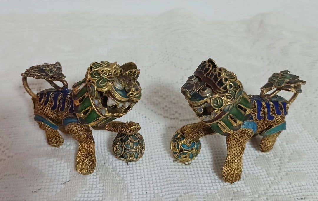 玉乗り獅子 七宝 置物