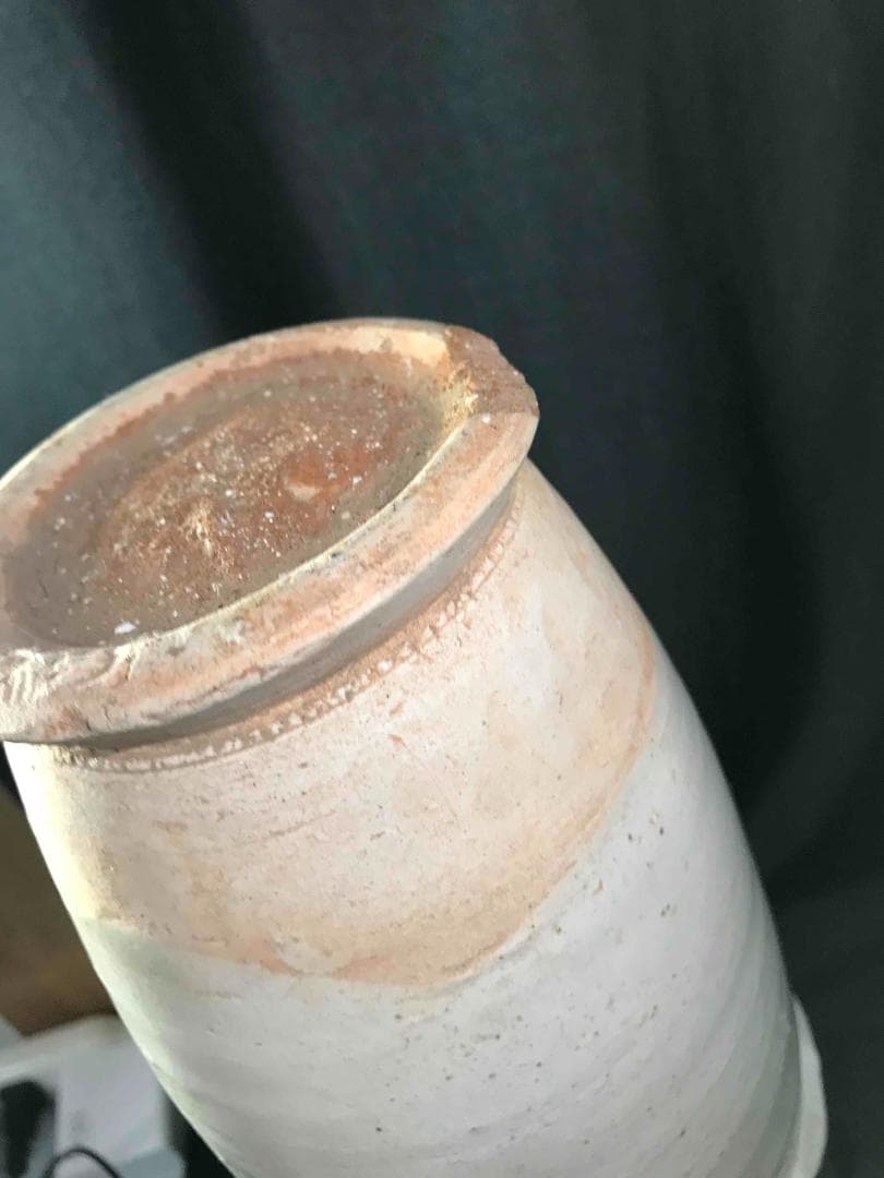 漢時代　白磁貼塑人佣龍文魂大瓶　花瓶　唐物　古賞物　時代物(D-42)