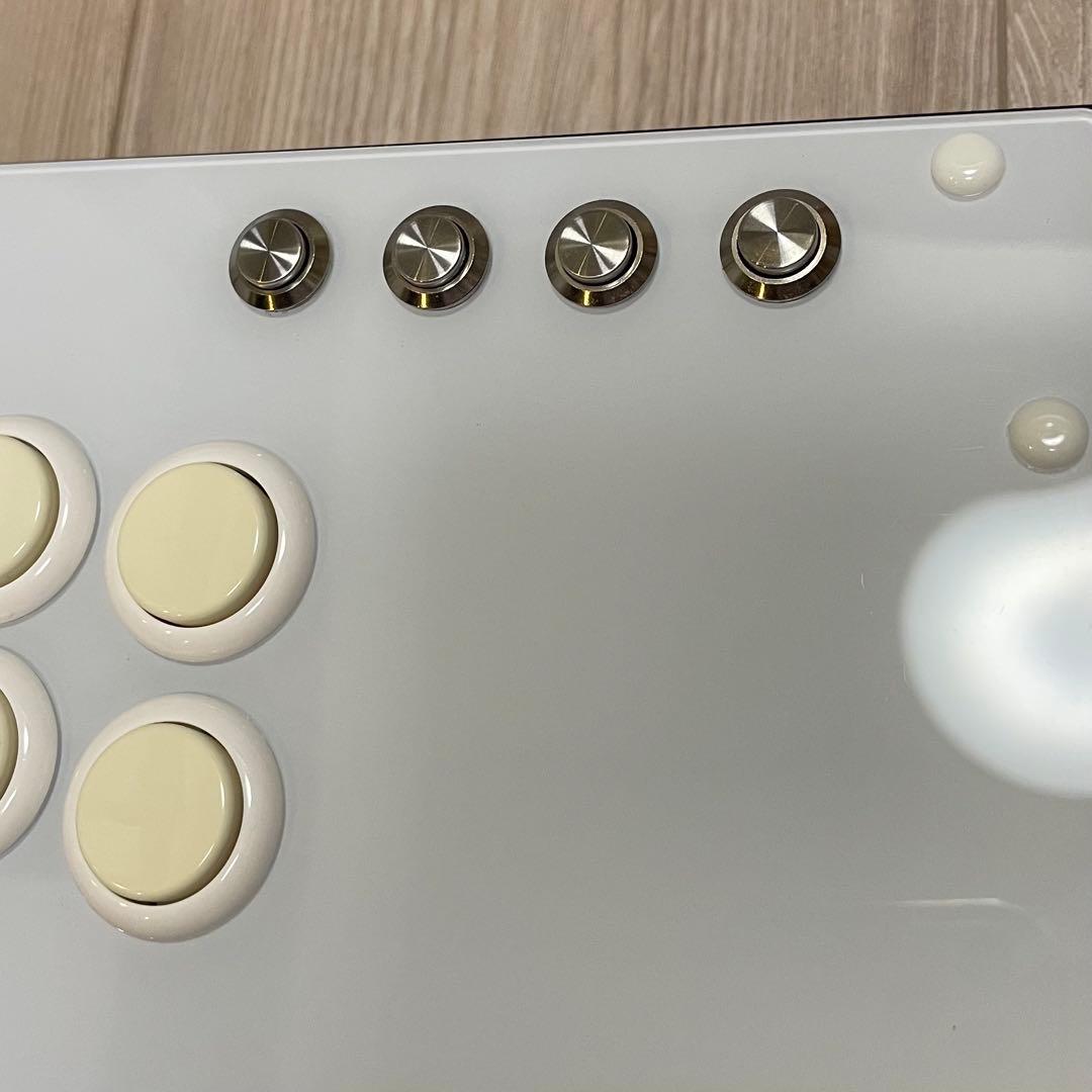 【基盤交換・ボタン増設済み】HITBOX社製レバーレスアーケードコントローラー