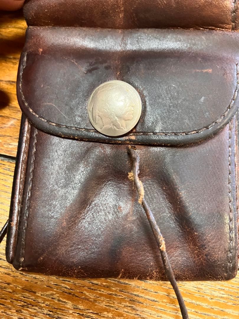 goro's ゴローズ　財布　ウォレット　２つ折