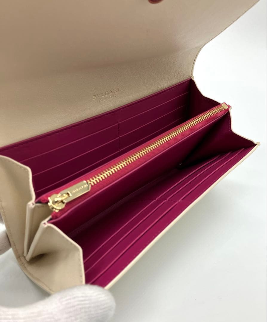 ⭐️ 極美品 ブルガリ ロゴ インフィニートゥーム 長財布 オフホワイト 鑑定済