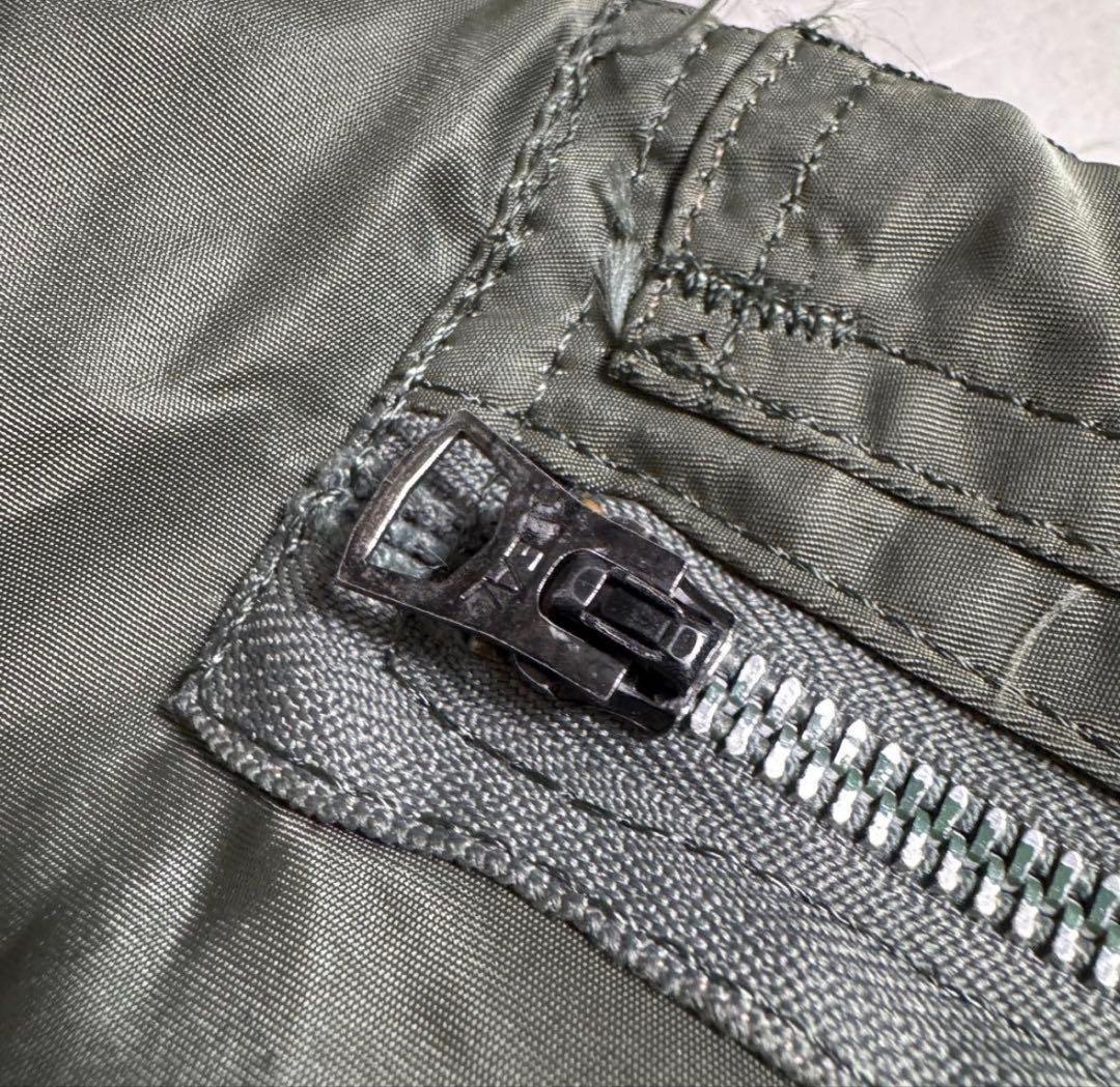 アルファインダストリーズ　MA-1 USA製　M 90s フライトジャケット