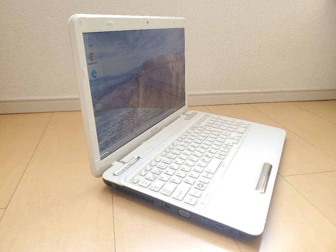 超高速東芝/Corei7/SSD240GB/メモリー16GB/オフィス2021